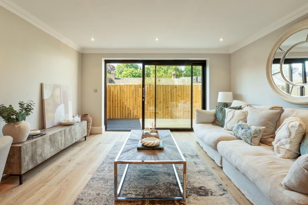 House in Salisbury - View 5