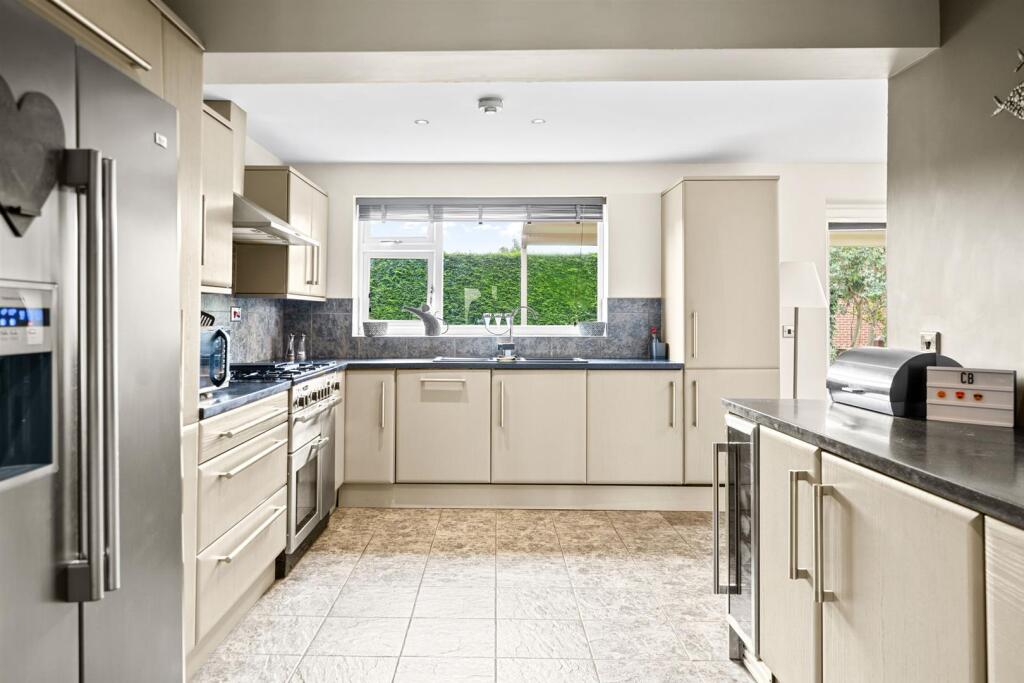 House in Derby, Long Whatton and Diseworth - View 2