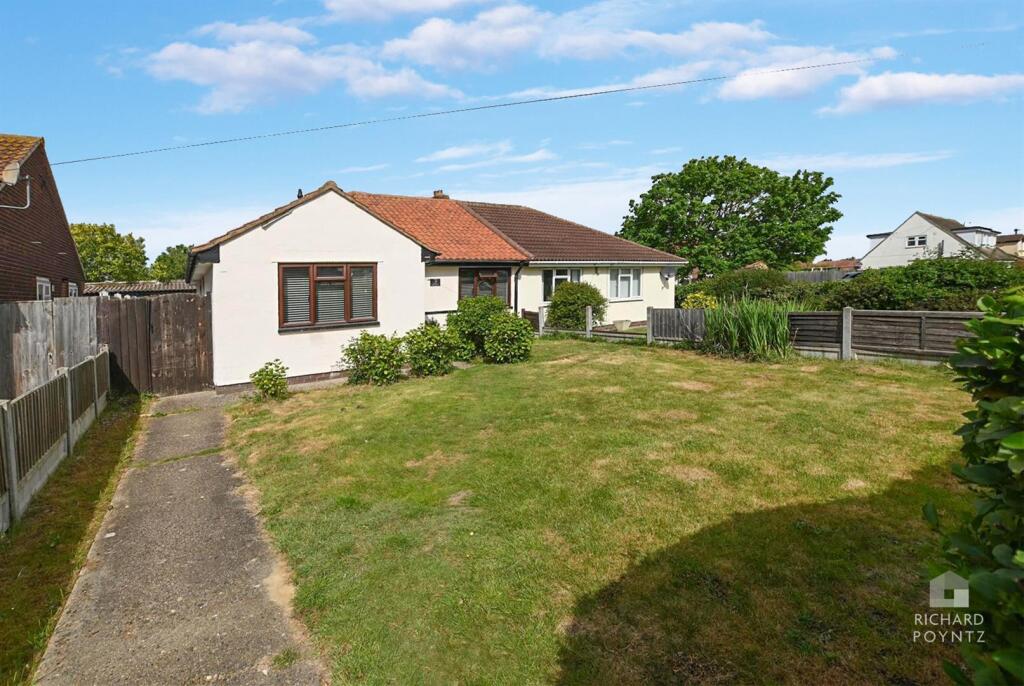 Main image of property: Fern Walk, Canvey Island