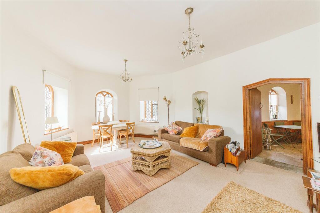 House in Bristol, Downend, Downend and Bromley Heath - View 4