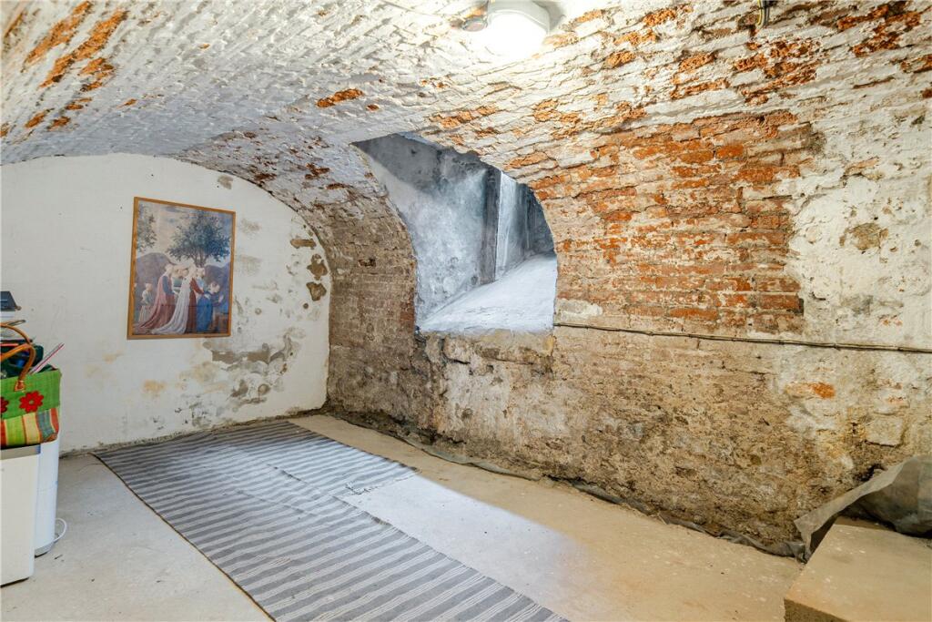 Additional image 12 of Queens Parade, Bath, Somerset, BA1