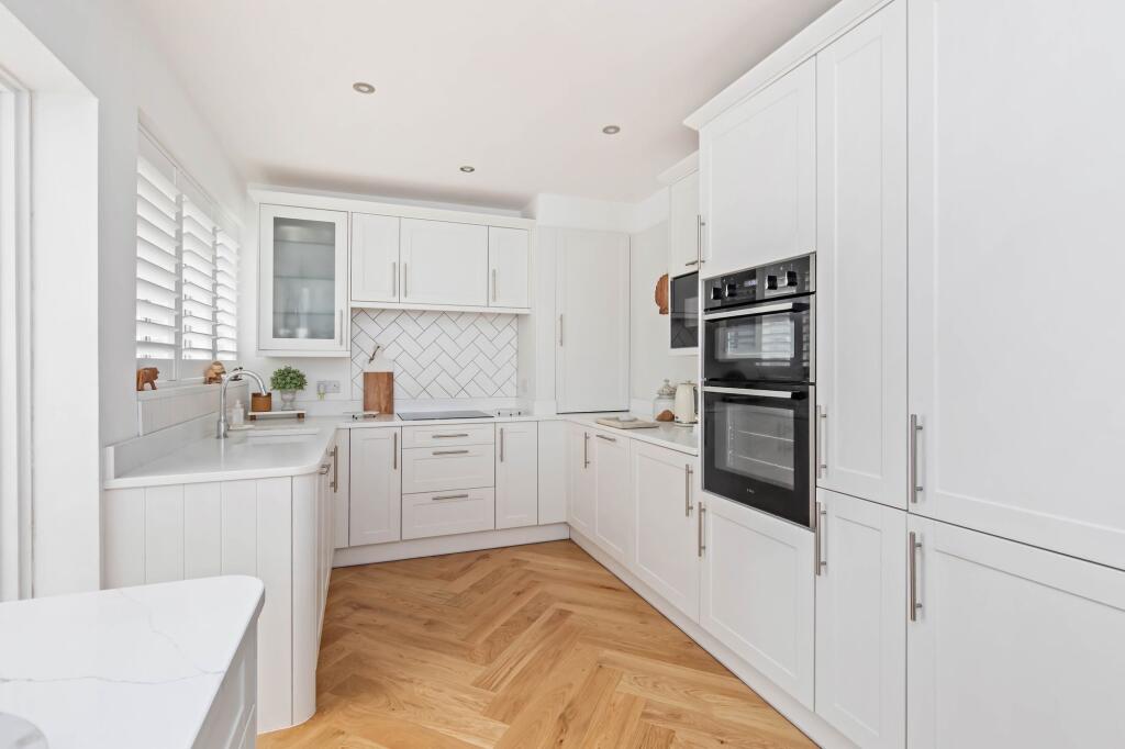 Normandy Lane, East Preston, BN16 photo 4