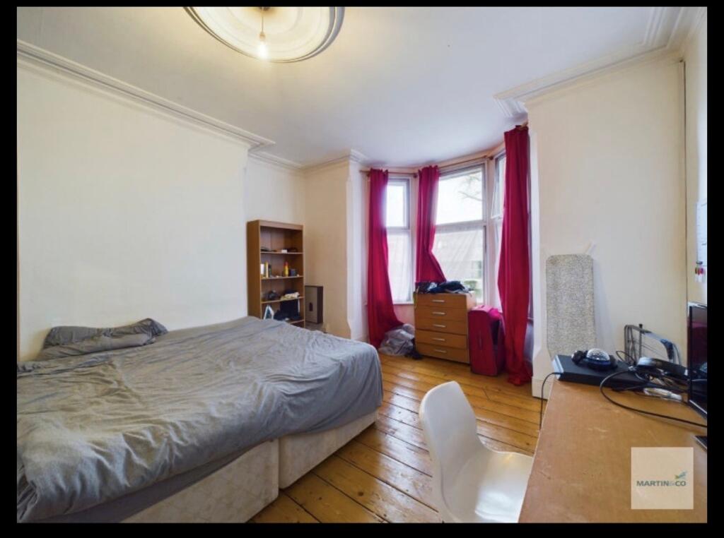 30 Gregory Boulevard, Nottingham, Nottinghamshire NG7 6BG photo 4