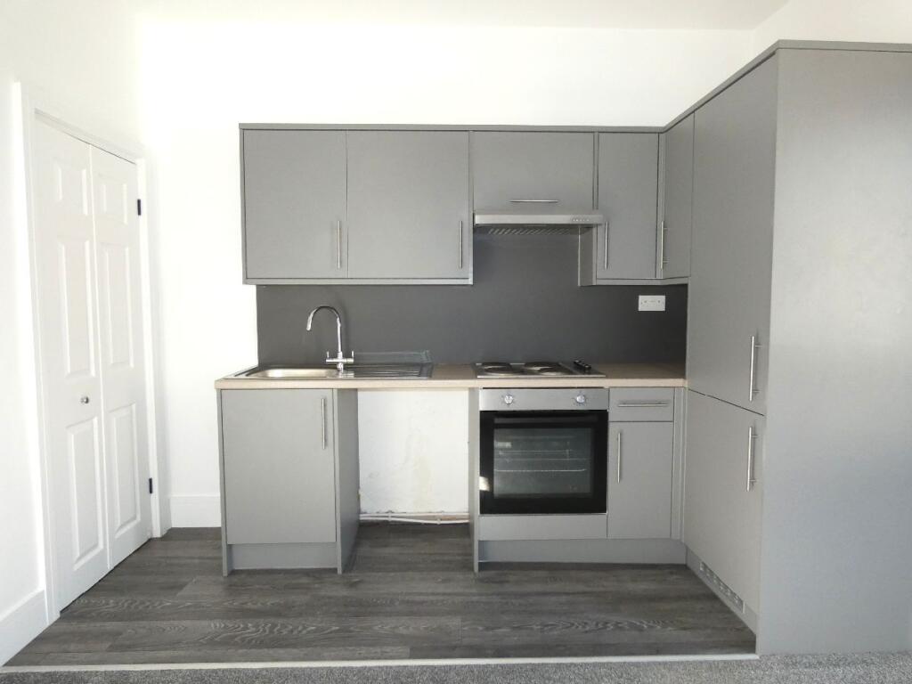 House in Kirklees, West Yorkshire - View 2