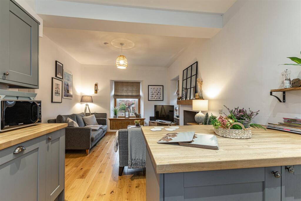 East Danielton Cottage, Dingleton Road, Melrose photo 4