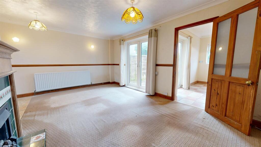 Cobham Drive, Weymouth photo 4