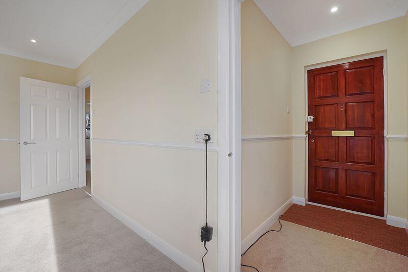Apartment in Dartford - View 2