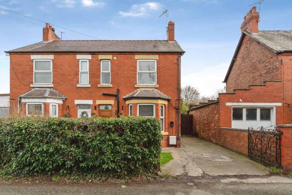 Wood Street, DEESIDE, Clwyd, CH5 photo 2