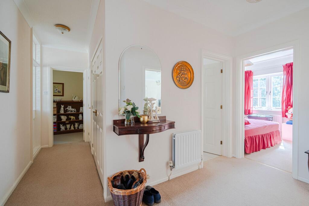 Apartment in Bournemouth, Boscombe - More