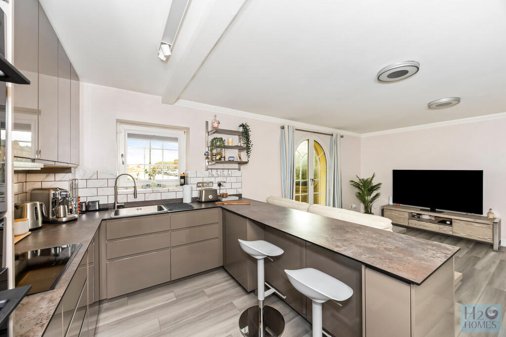 Main image of property: Mariner's Quay, Brighton Marina Village, Brighton