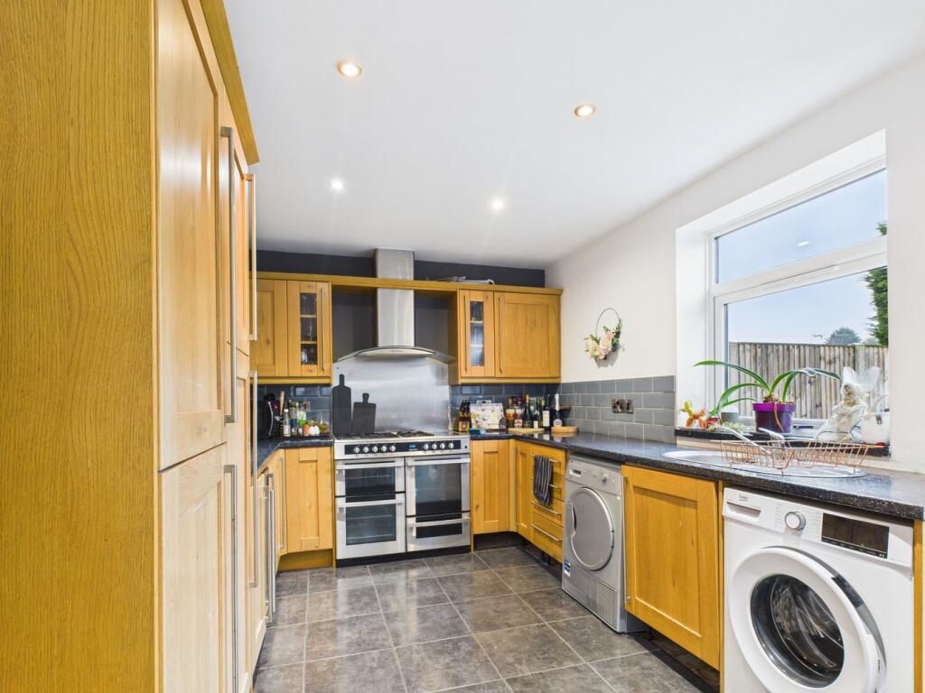 Mickledale Lane, Bilsthorpe, Newark, NG22 photo 4