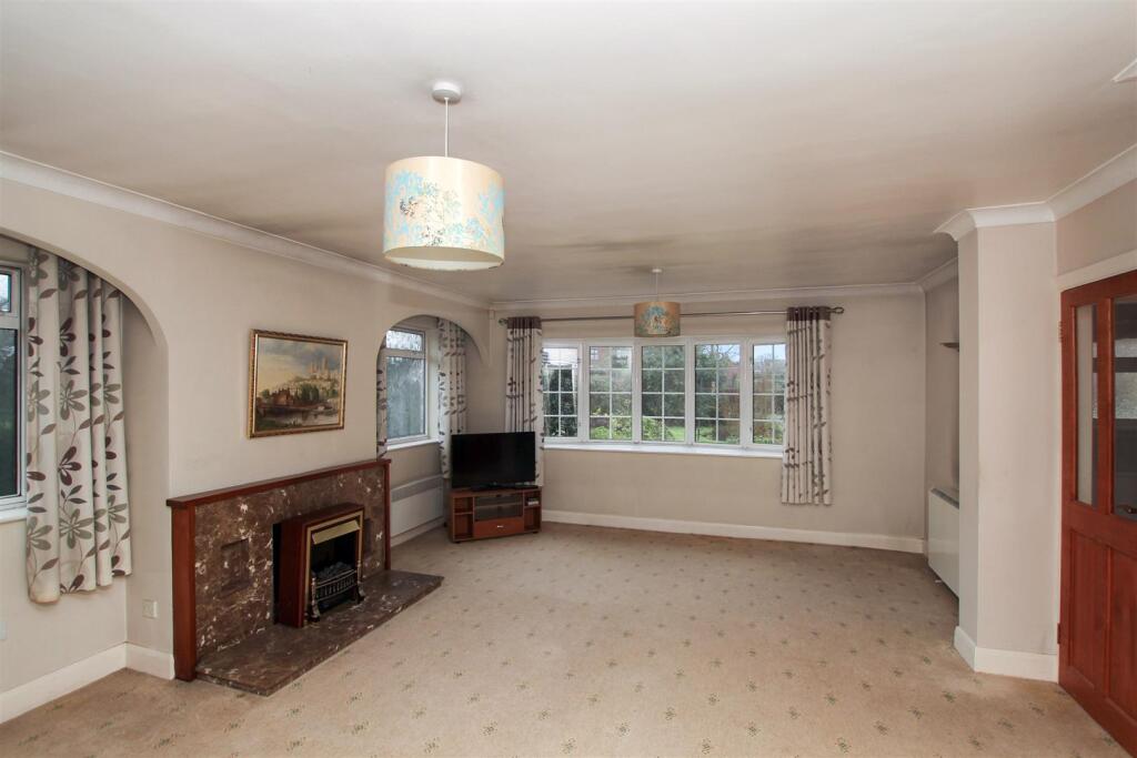 Lincoln Road, Bassingham, Lincoln photo 2