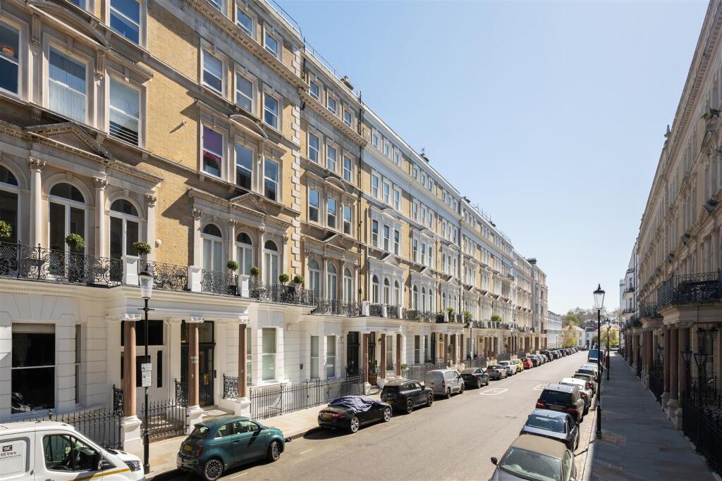 Main image of property: De Vere Gardens, Kensington, W8