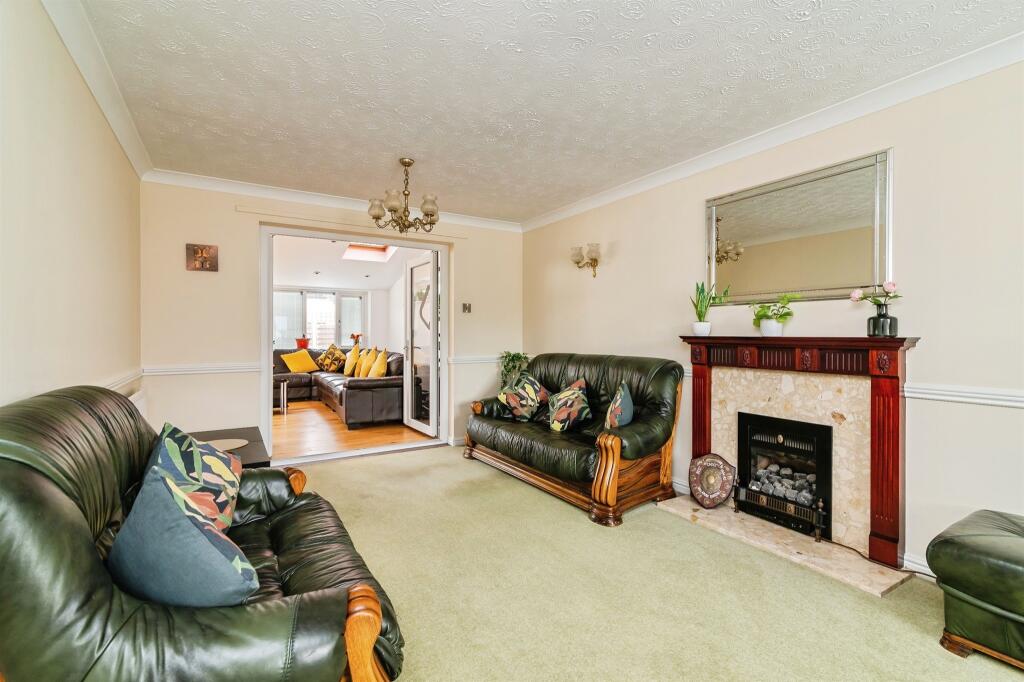 House in Nottingham - View 5