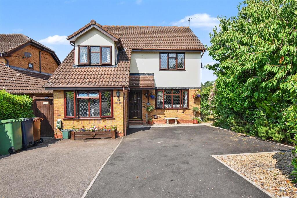Main image of property: NN18, Hoppet Close, Great Oakley