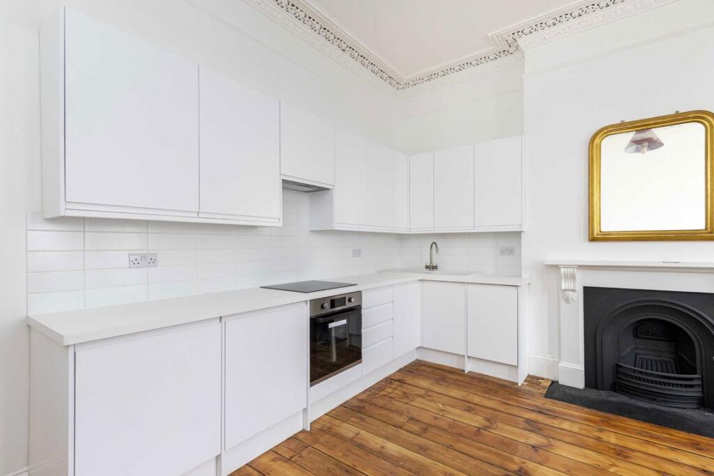 Apartment in London - View 4