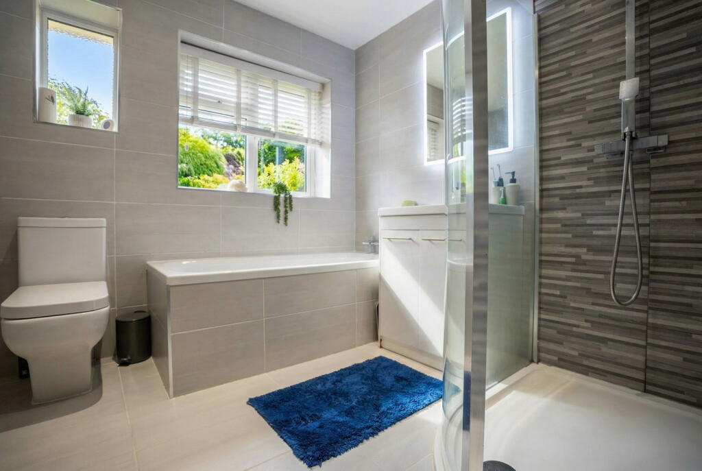 Additional image 12 of Three Oaks Road, Wythall, Birmingham, B47 6HQ