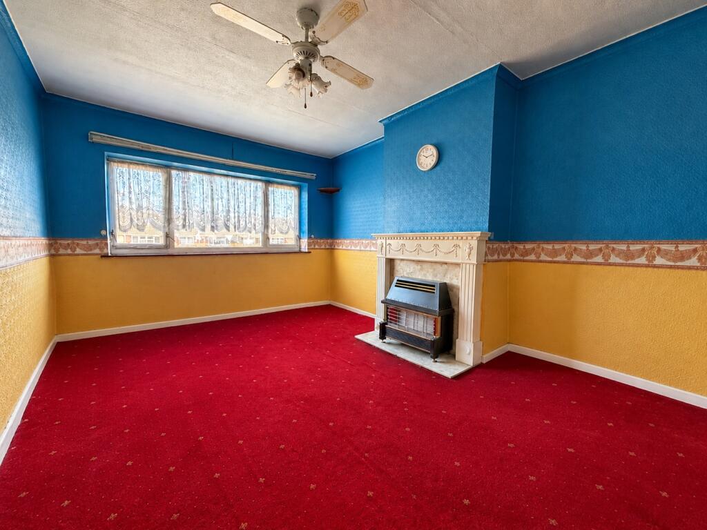 Apartment in Wolverhampton, West Midlands - View 3