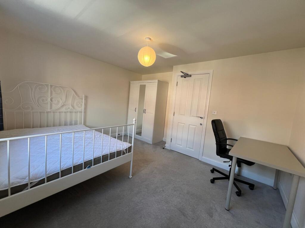 House in Coventry, Deram Parke, Canley Gardens - View 4