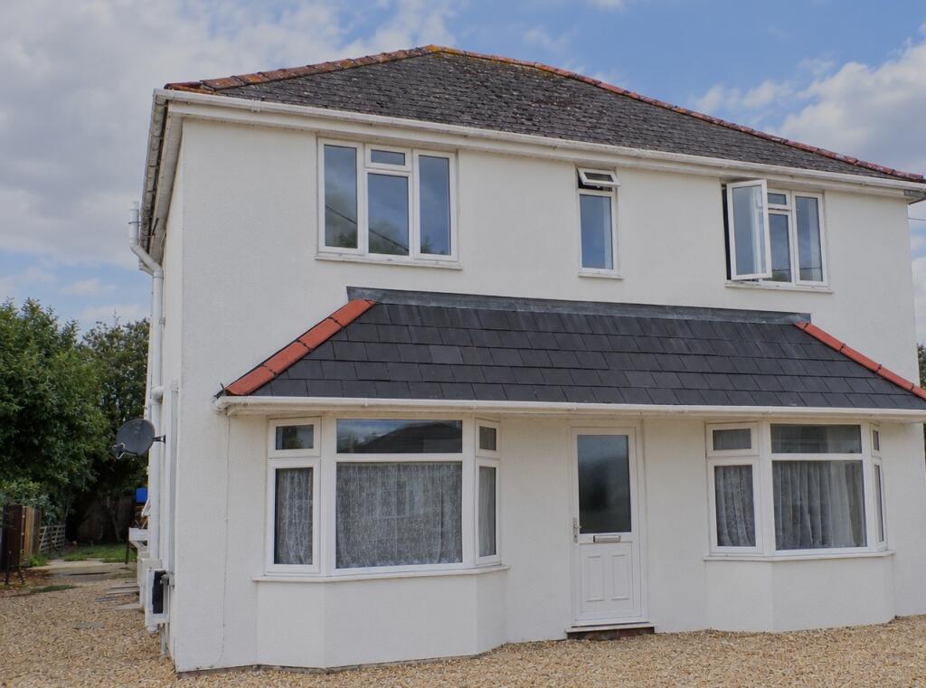 Apartment in Southampton - View 3