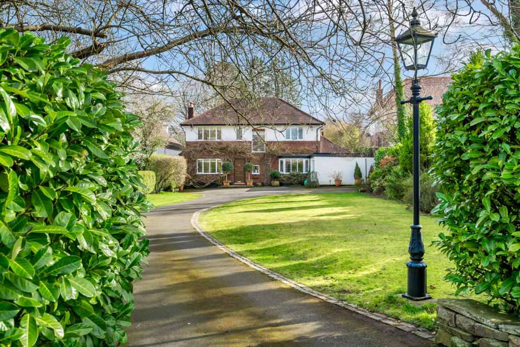 Main image of property: Meadow Drive, Prestbury, Macclesfield, Cheshire, SK10