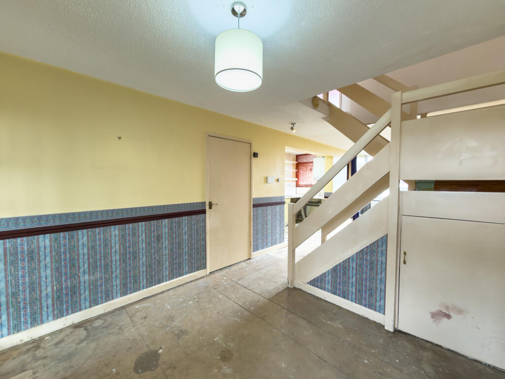 Apartment in Sunderland, Washington - More