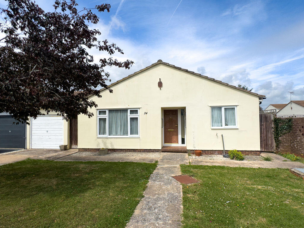 Main image of property: Guernsey Farm Lane, Felpham