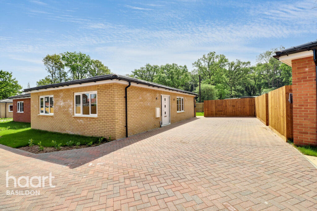 Main image of property: Gardeners Mews, Gardiners Lane, Billericay