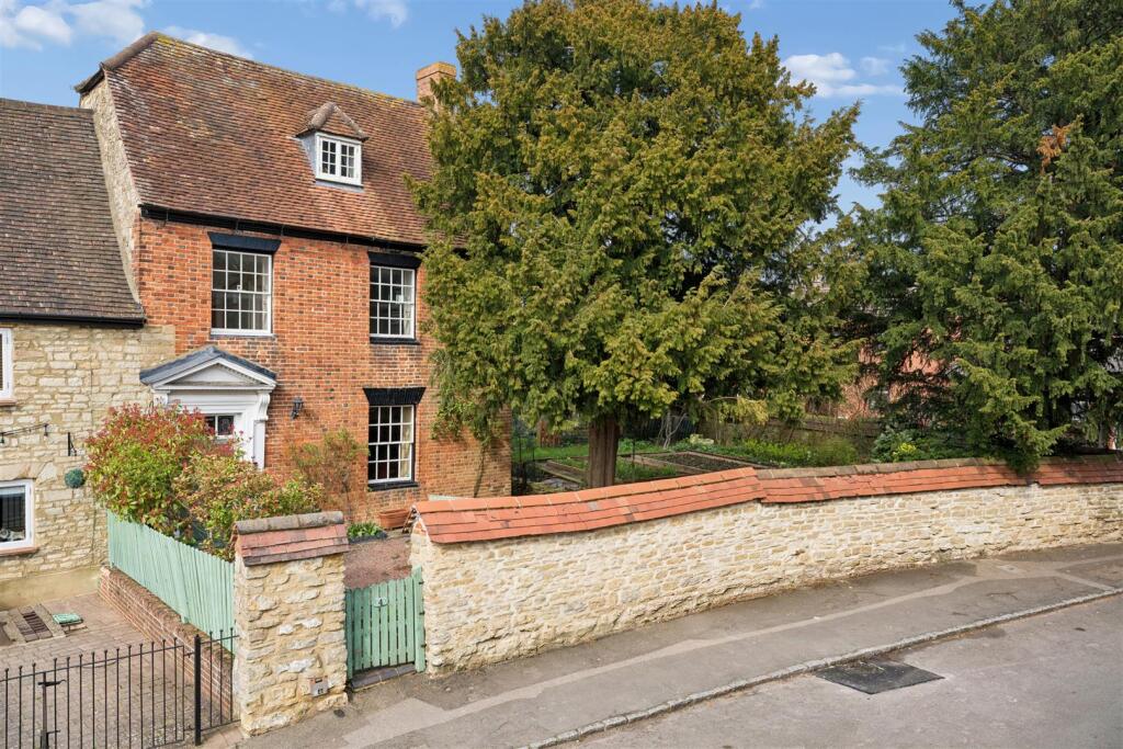 Main image of property: Vicarage Road, Bradwell Village, Milton Keynes