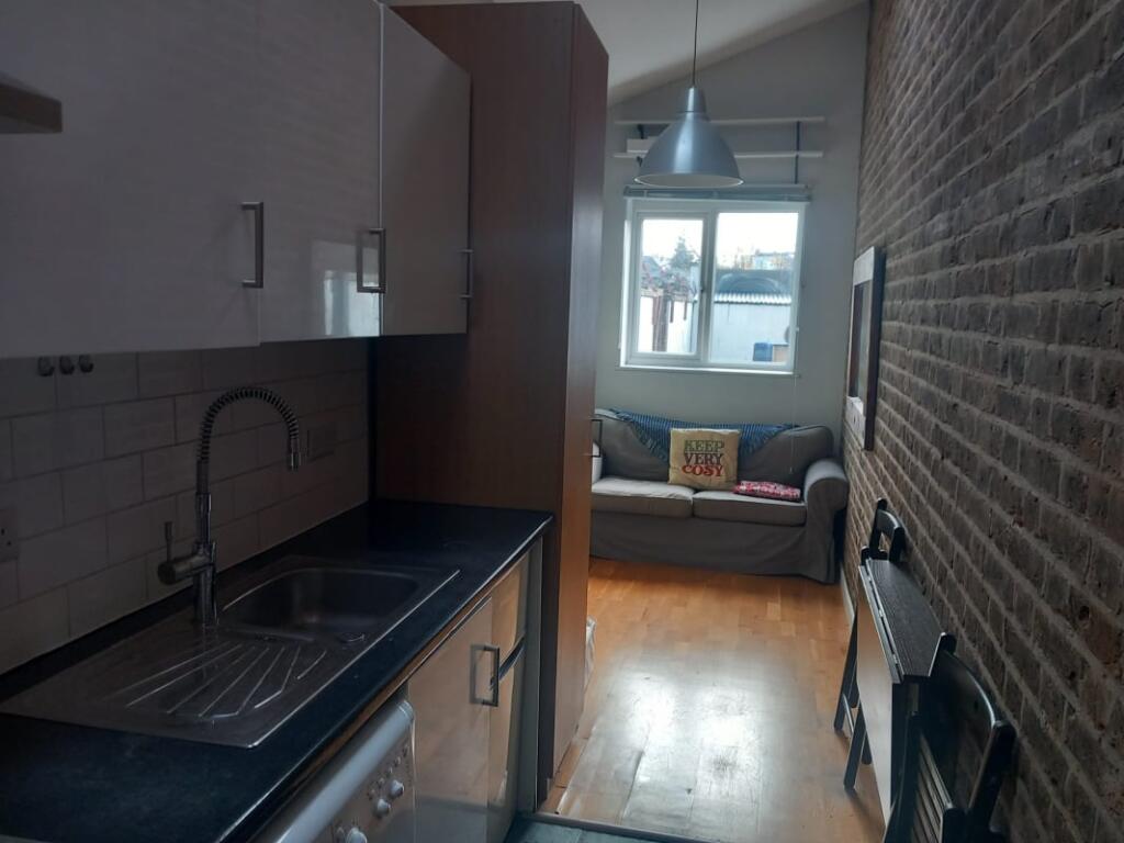 Main image of property: mortimer Road, London, NW10 5QR