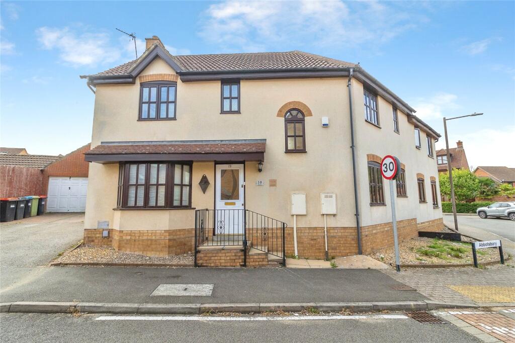 House in Milton Keynes - View 4