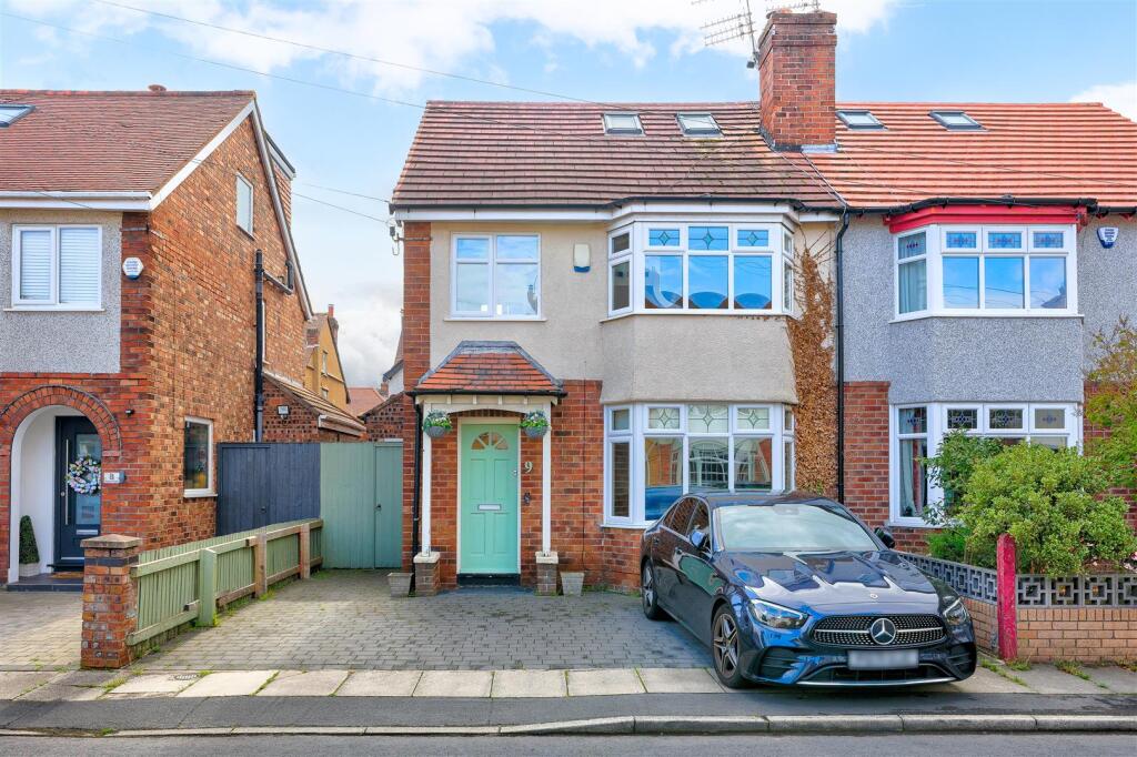 Main image of property: Earls Close, Liverpool