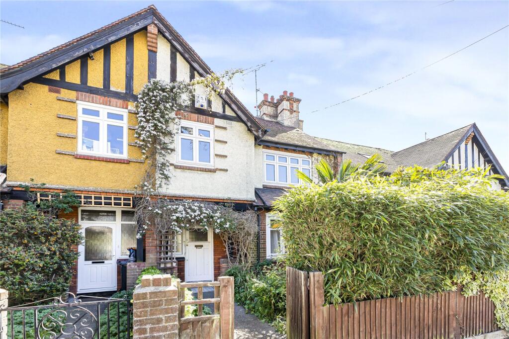 Main image of property: Cross Lane East, Gravesend, DA12