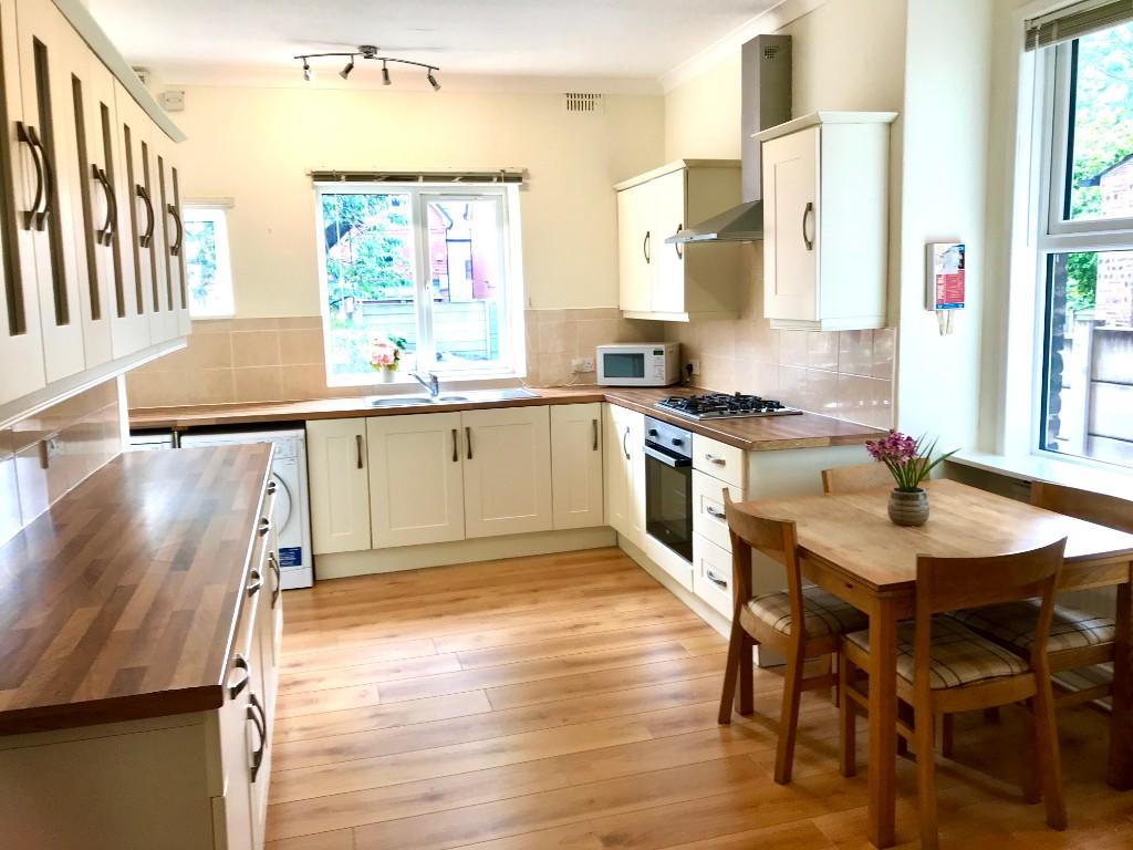 Main image of property: £151 pppw inc 3 bills - 11 Victoria Road, Manchester, Greater Manchester, M14
