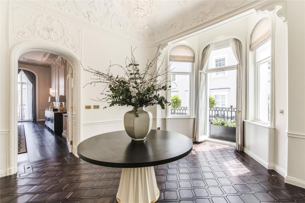 House in London, City of Westminster - View 4
