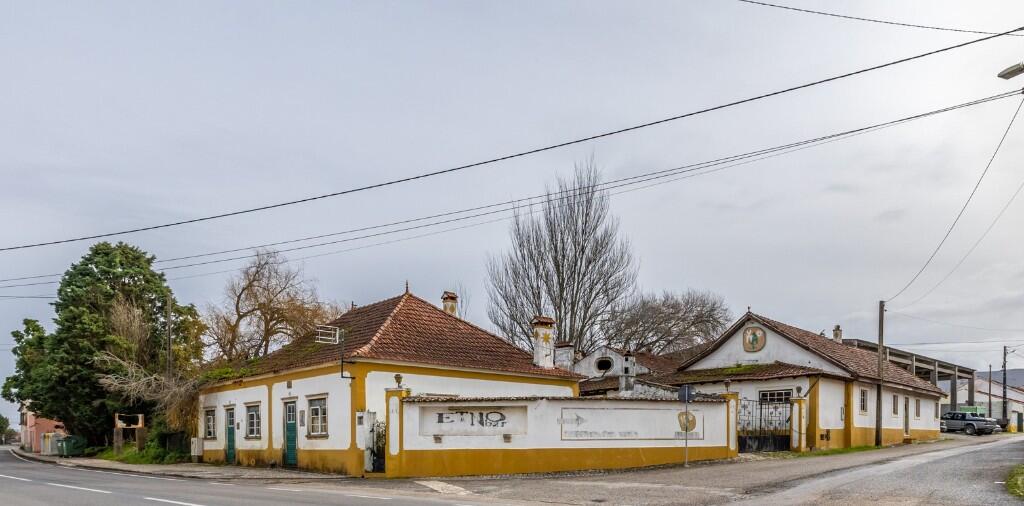 Main image of property: Juncal, Estremadura