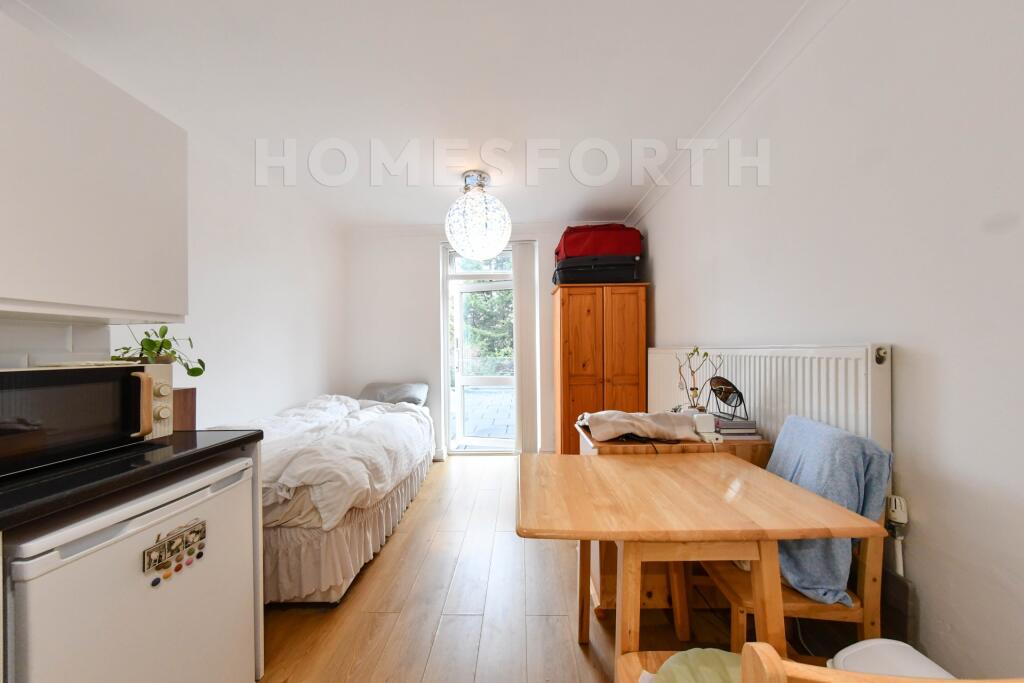 Apartment in London - View 4