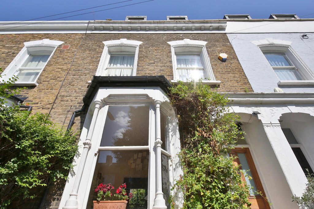 Main image of property: Sandbrook Road, London