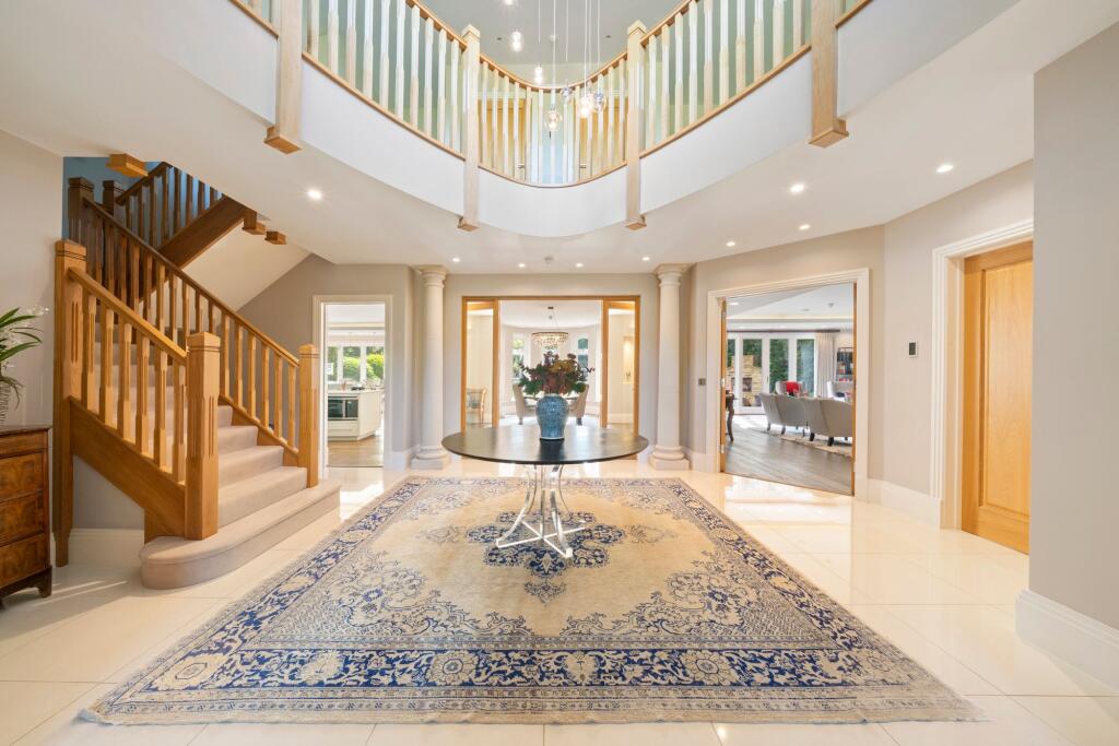 House in Kingston upon Thames - View 2