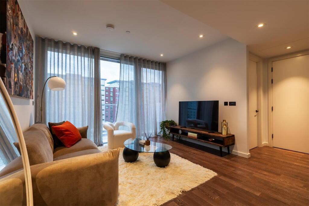 Apartment in London, Soho - View 2
