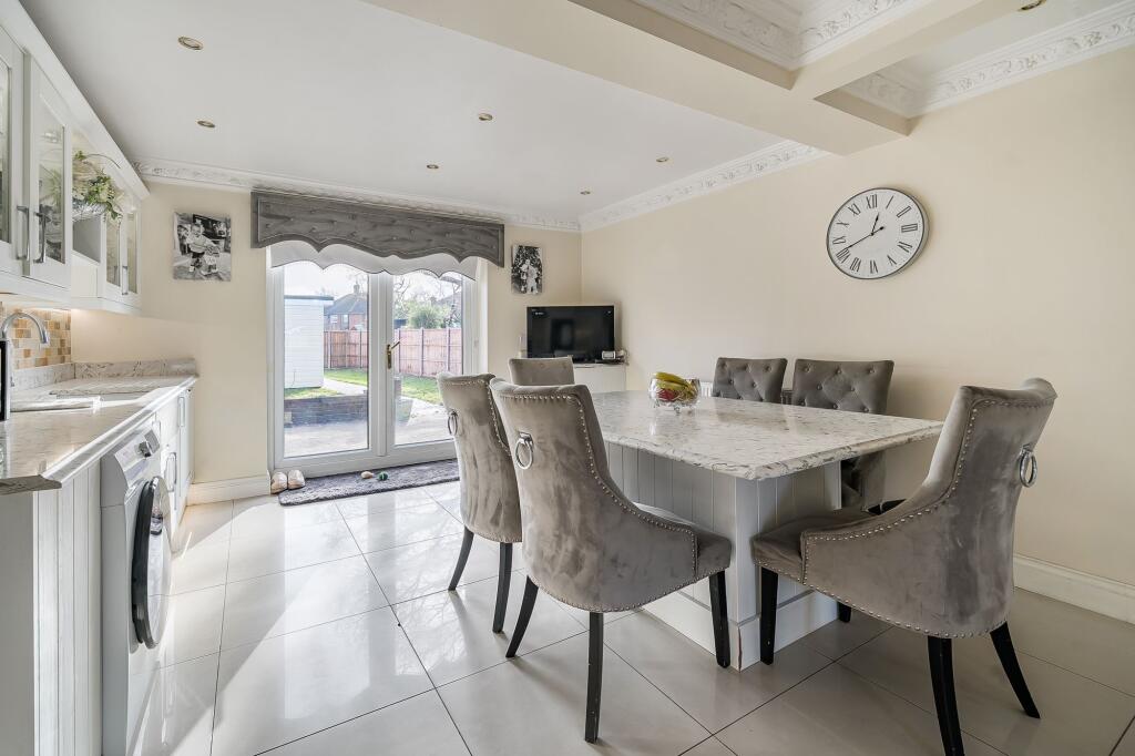 House in Guildford, Ash - View 5