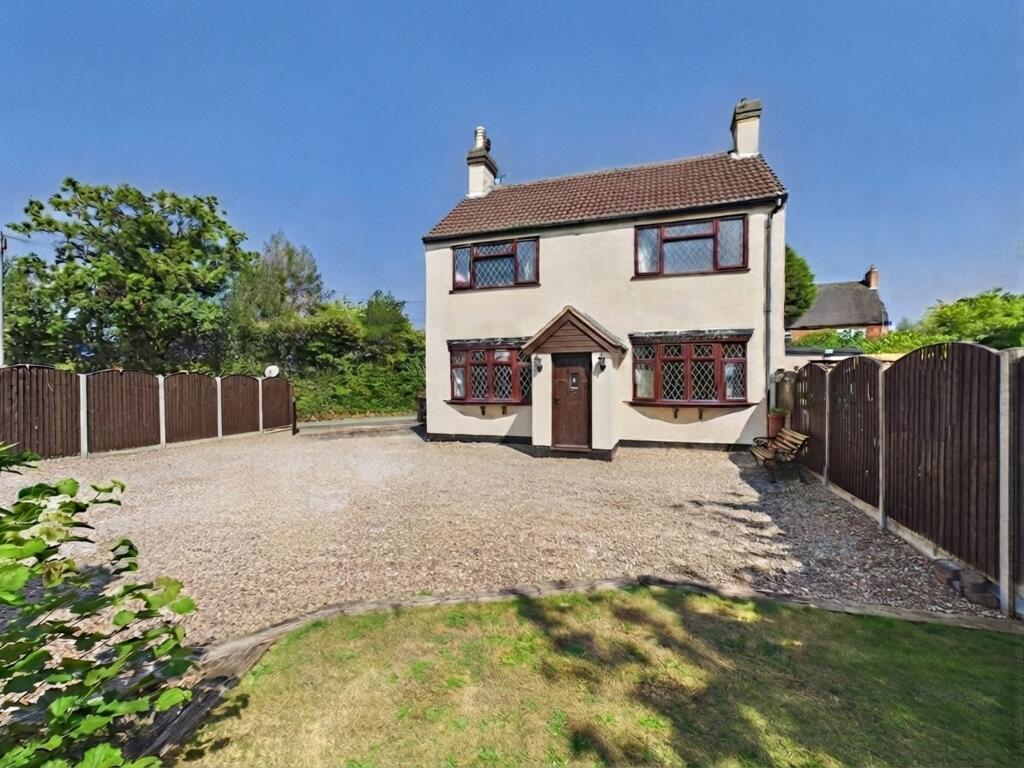 Main image of property: Moor Lane, Amington, Tamworth, B77