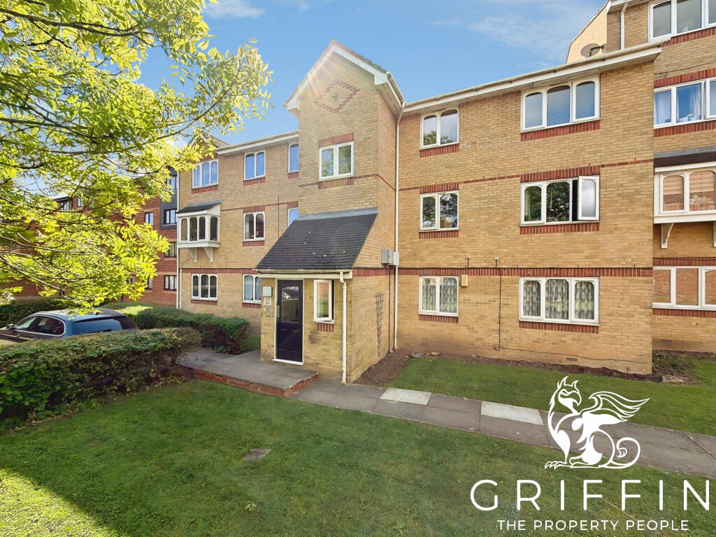 Main image of property: The Glen, Basildon, SS16