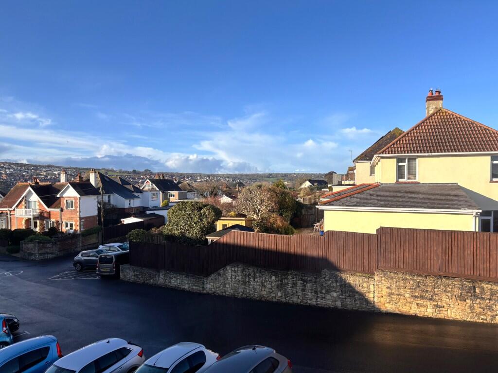 De Moulham Road, Swanage, Dorset, BH19 photo 2