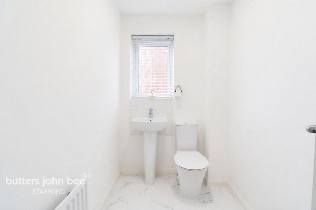 Bellis Court, Stafford photo 4