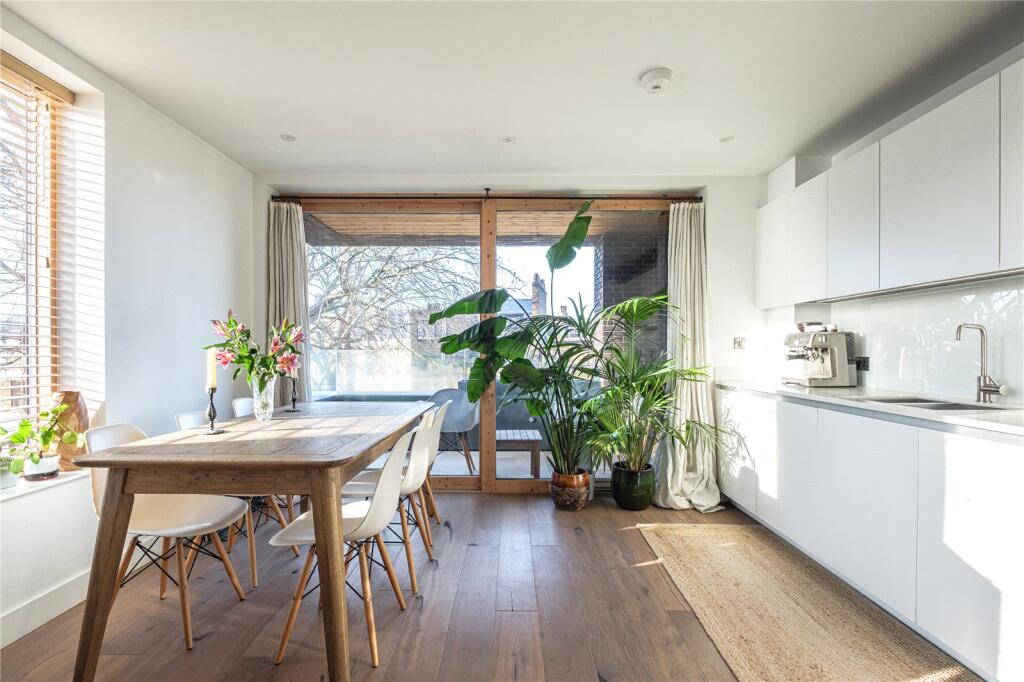 Main image of property: Wyles House, Hackney Central, Hackney, London, E8