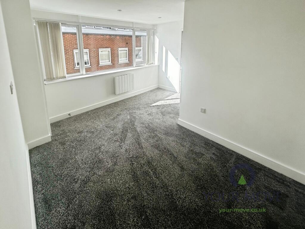 Apartment in Milton Keynes, Bedford - View 4