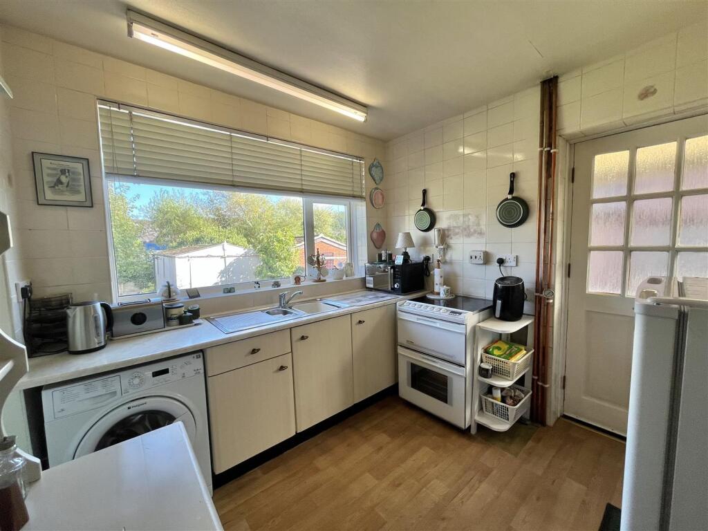 House in Tameside, Hollins - View 5