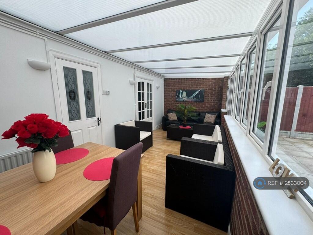 Main image of property: Corran Way, South Ockendon, RM15