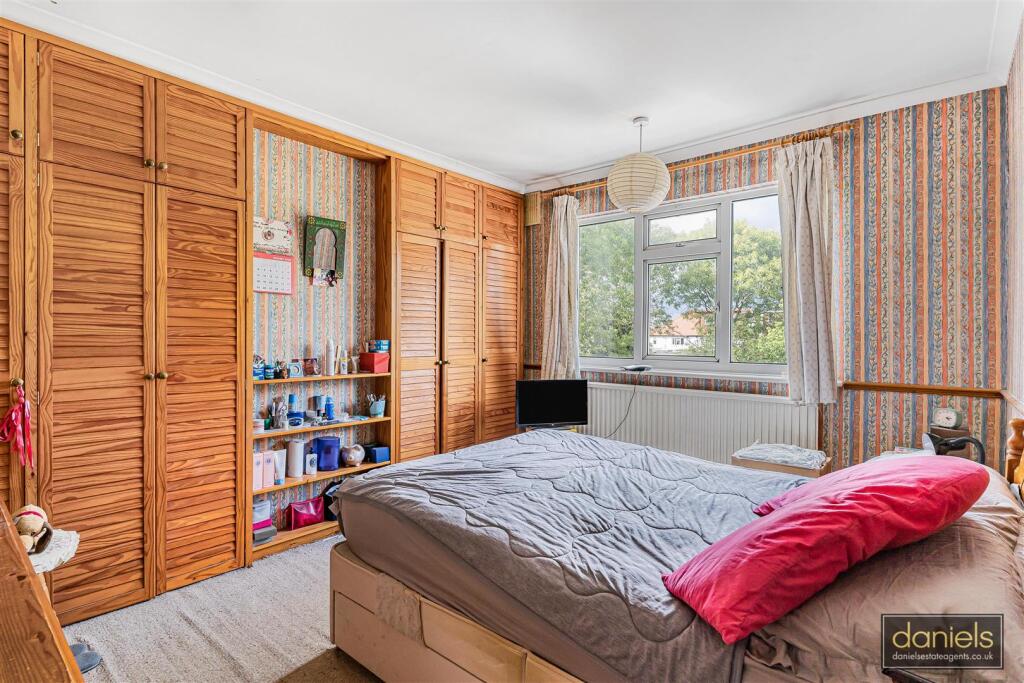 House in London - View 4